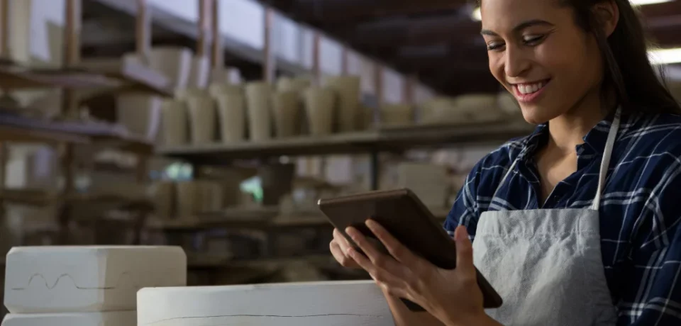 Why Timely Payments Are Easier With Supplier E-Invoicing | B2BE