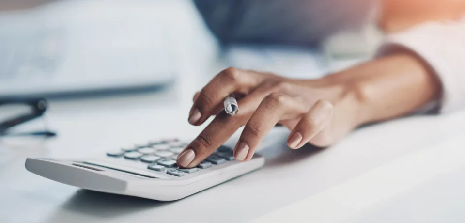 Why-Growing-Businesses-Outgrow-Free-Invoice-Tools-Fast-B2BE-Blog-1536x811 Why-Growing-Businesses-Outgrow-Free-Invoice-Tools-Fast-B2BE-Blog-1536x811