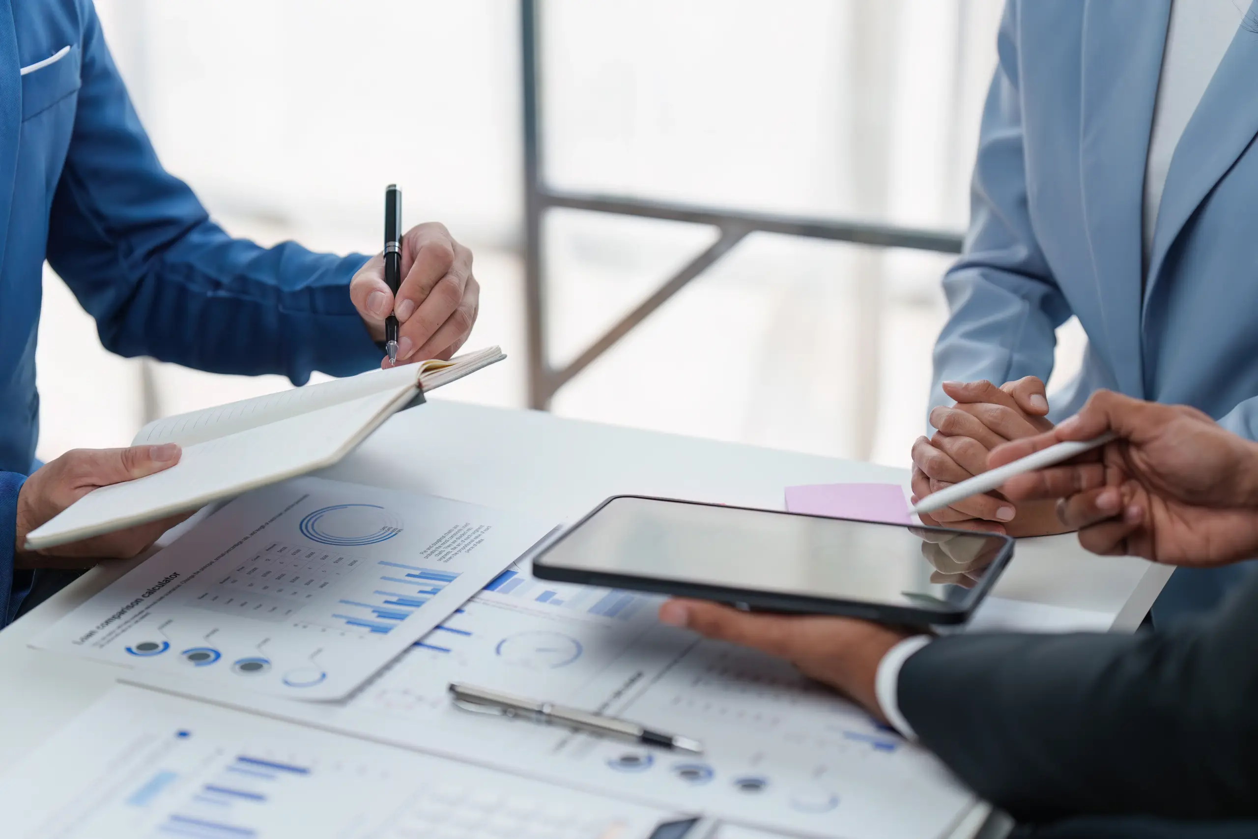 UK E-Invoicing and VAT Compliance | What Leaders Should Know | B2BE
